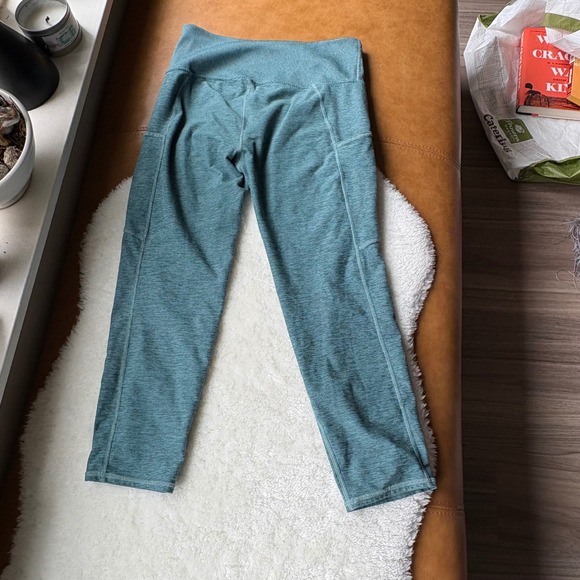 Crop Leggings with Pockets High Waisted Activewear Athletic Yoga Pants - Picture 6 of 7